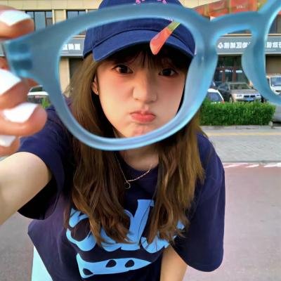 饥荒开局，官府分配漂亮媳妇